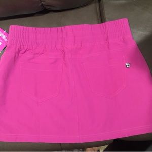 NWT SkirtSports Magnolia Plum Poly Spandex Short Tennis Mini Elastic Wai…